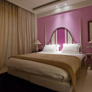 Deluxe Zimmer mit Kingsize-Bett